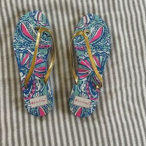 Lilly Pulitzer Blue Pink Gold Paisley Flip Flops 9